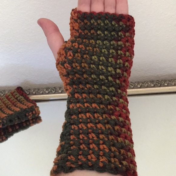 🎁🐢 ‼️LAST 1‼️ Fingerless Gloves / Wrist Warmer - Picture 3 of 5